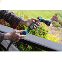 Многофункциональный пистолет-распылитель упростит поливку и хозяйственные работы