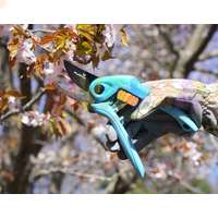 Удобный секатор для комфортной подрезки садовых и декоративных растений