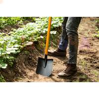 Прочная и удобная штыковая лопата Plantic Terra Plus