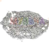 Мраморный щебень одинаково хорош в качестве антигололедной и декоративной отсыпки