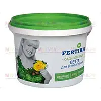 Подкормка хвойных растений в летний период