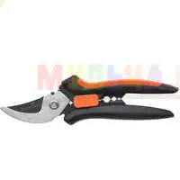 Удобный секатор для аккуратной обрезки деревьев