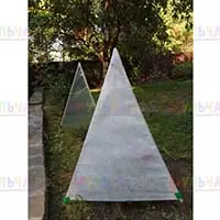 Защитить растения в межсезонье поможет укрытие «Пирамида»